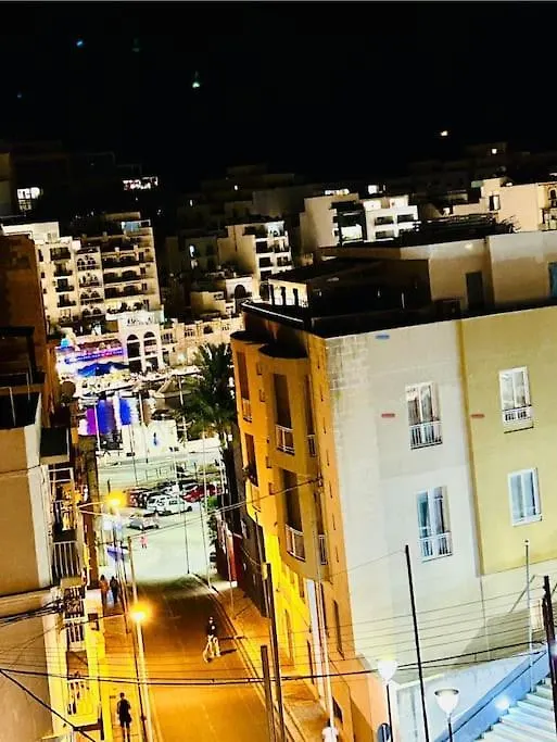 Seaside Spinola Apt In St Julians, Queen Beds Saint Julian's 0*,  Malta